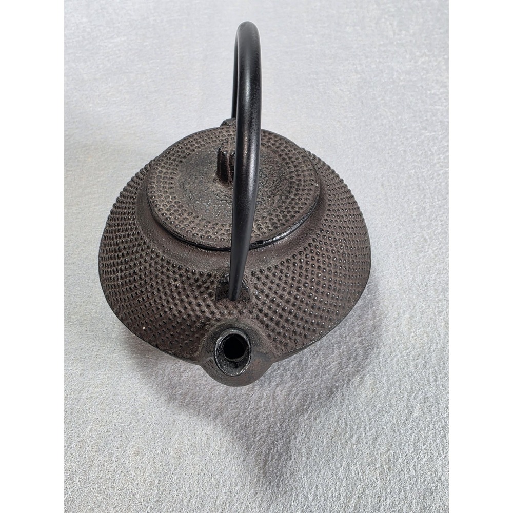 Japan Cast Iron Tea Kettle - Picture 8 of 12